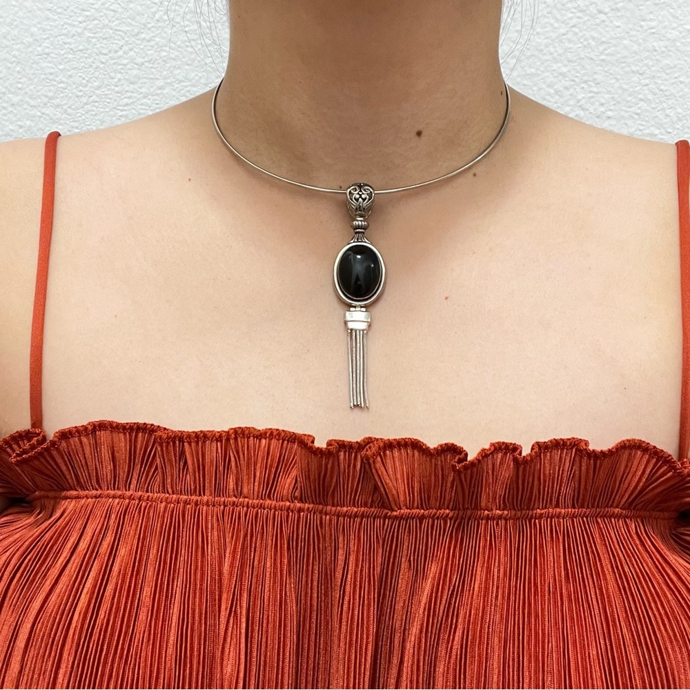 Marked “Best” Black onyx Cabochon Pendant w/ Victorian Style Etchings & Tassel - Picture 1 of 7